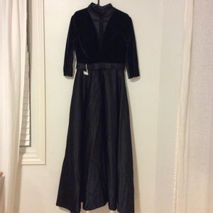 Maxi Events gorgeous dress